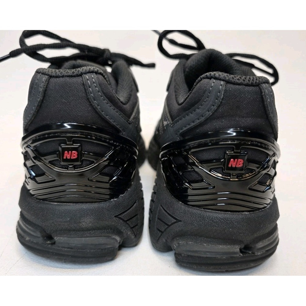Mens Size 4 New Balance 1906R Athletic Running Sneakers - Picture 7 of 10